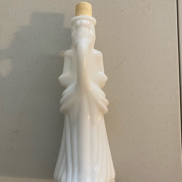 Vintage Avon Lotion Bottle - Picture 4 of 4